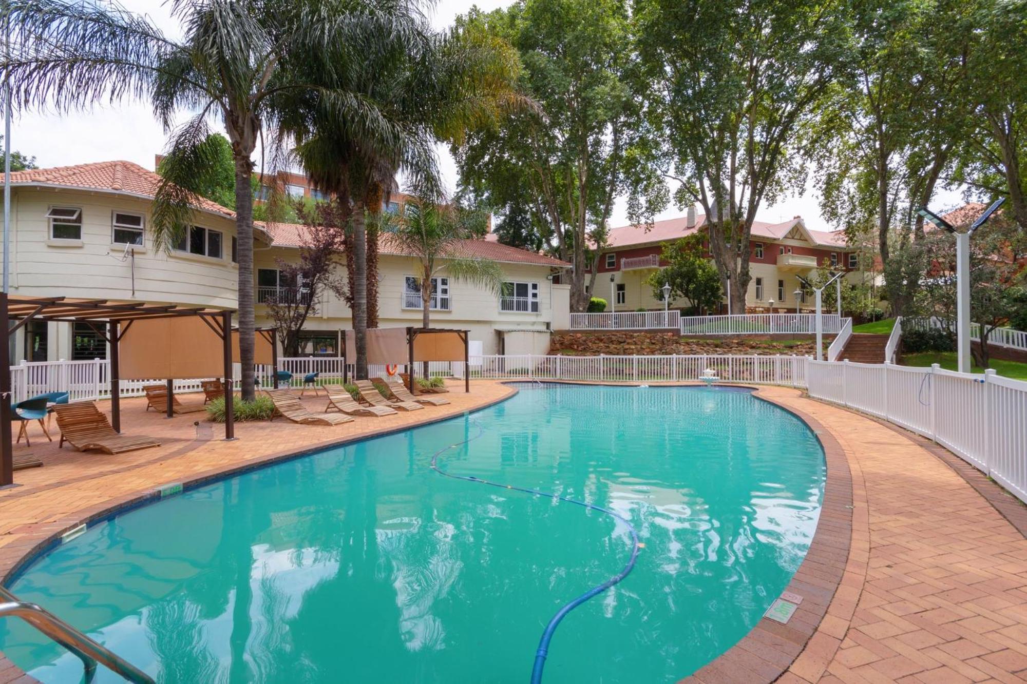 Holiday Inn - Johannesburg Sunnyside Park, An Ihg Hotel Экстерьер фото